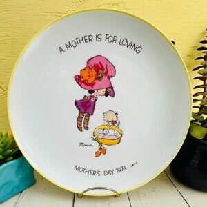 Vintage 1970s Maria Collector's Plate, Mopsie Retro Mother's Day gift